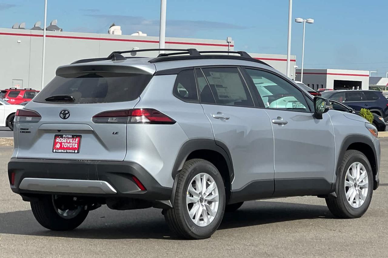 2026 Toyota Corolla Cross LE