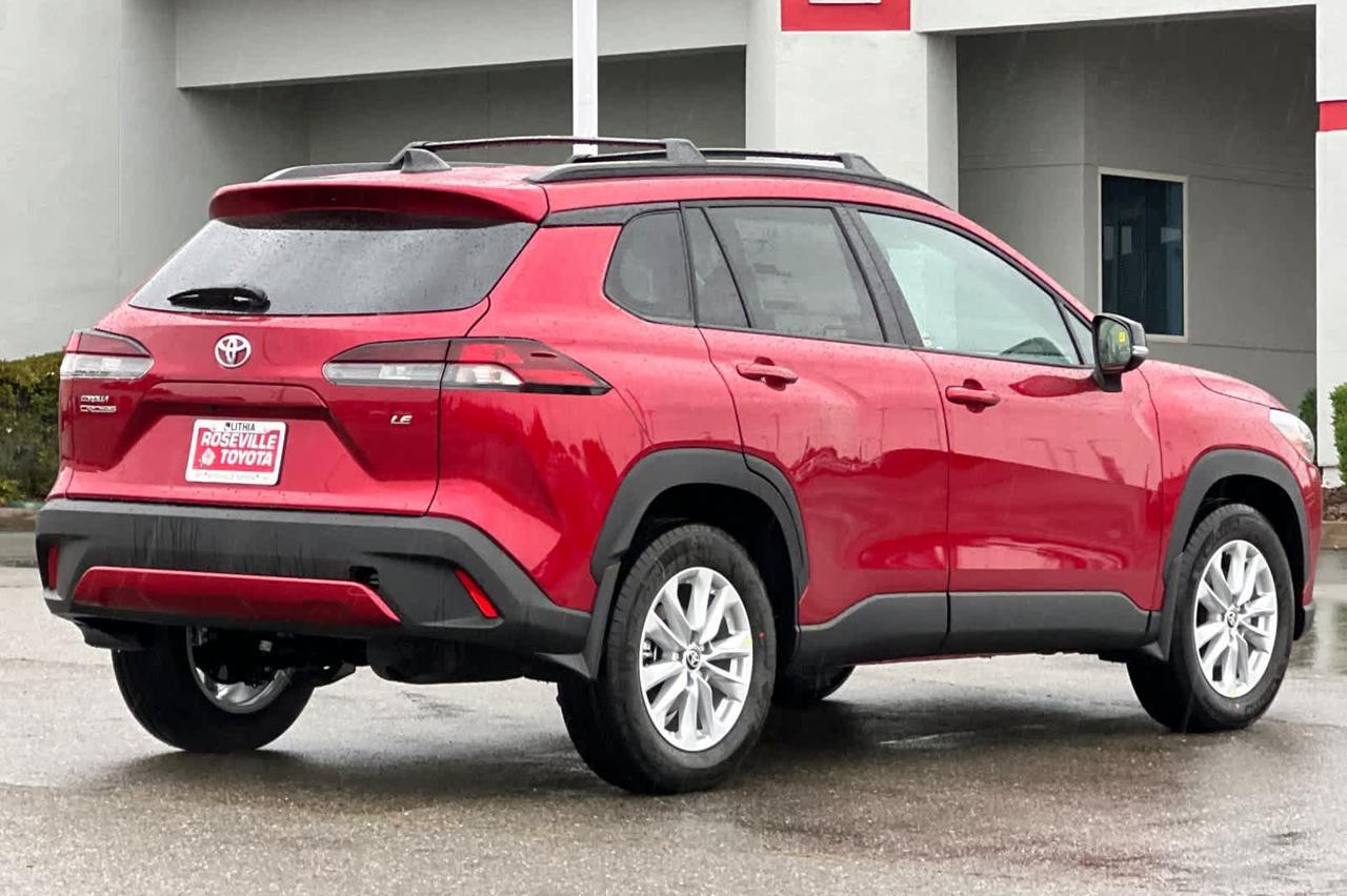 2026 Toyota Corolla Cross LE