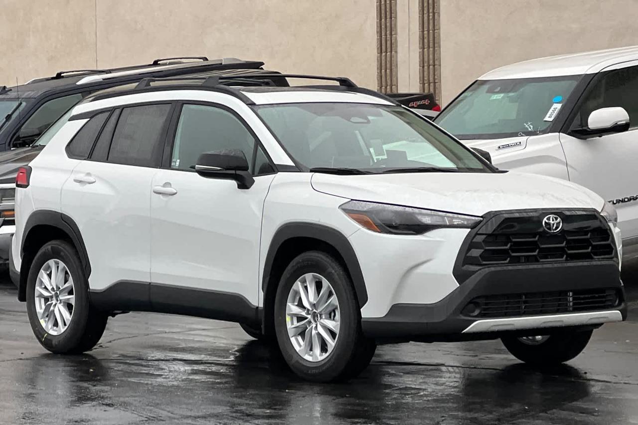 2026 Toyota Corolla Cross LE Roseville CA