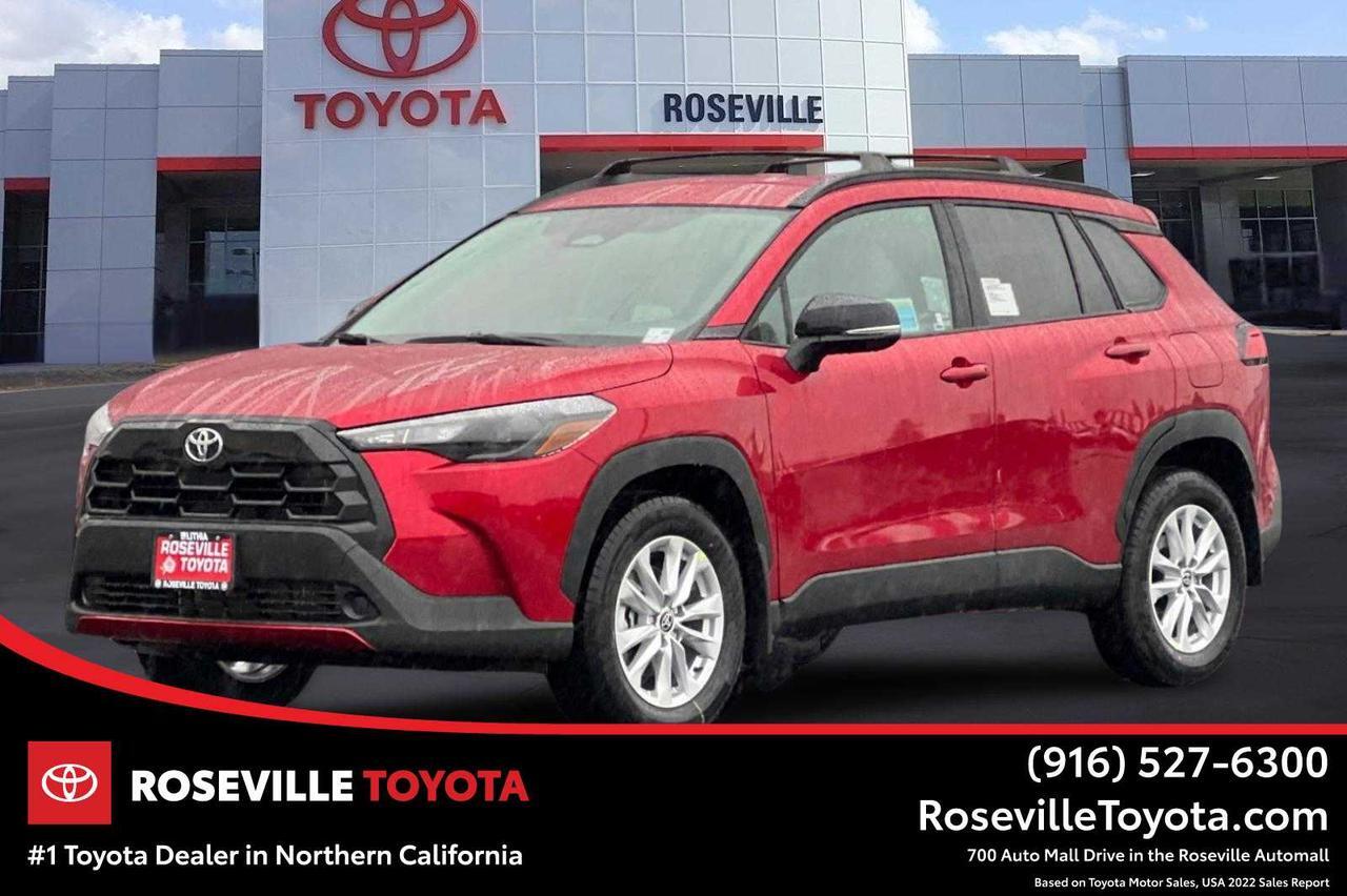 2026 Toyota Corolla Cross LE