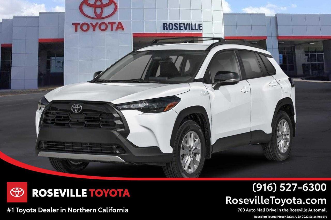 2026 Toyota Corolla Cross LE