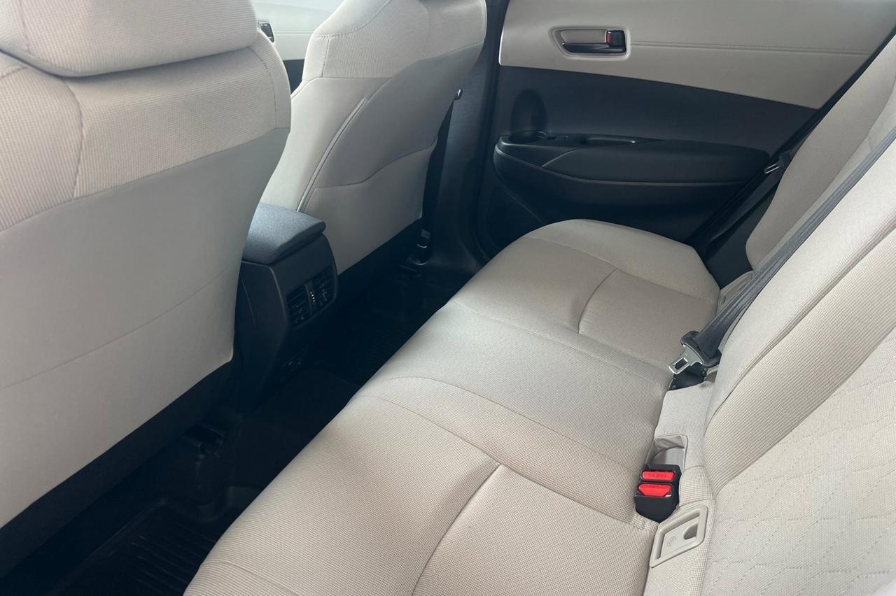 2026 Toyota Corolla Cross LE Ontario OR