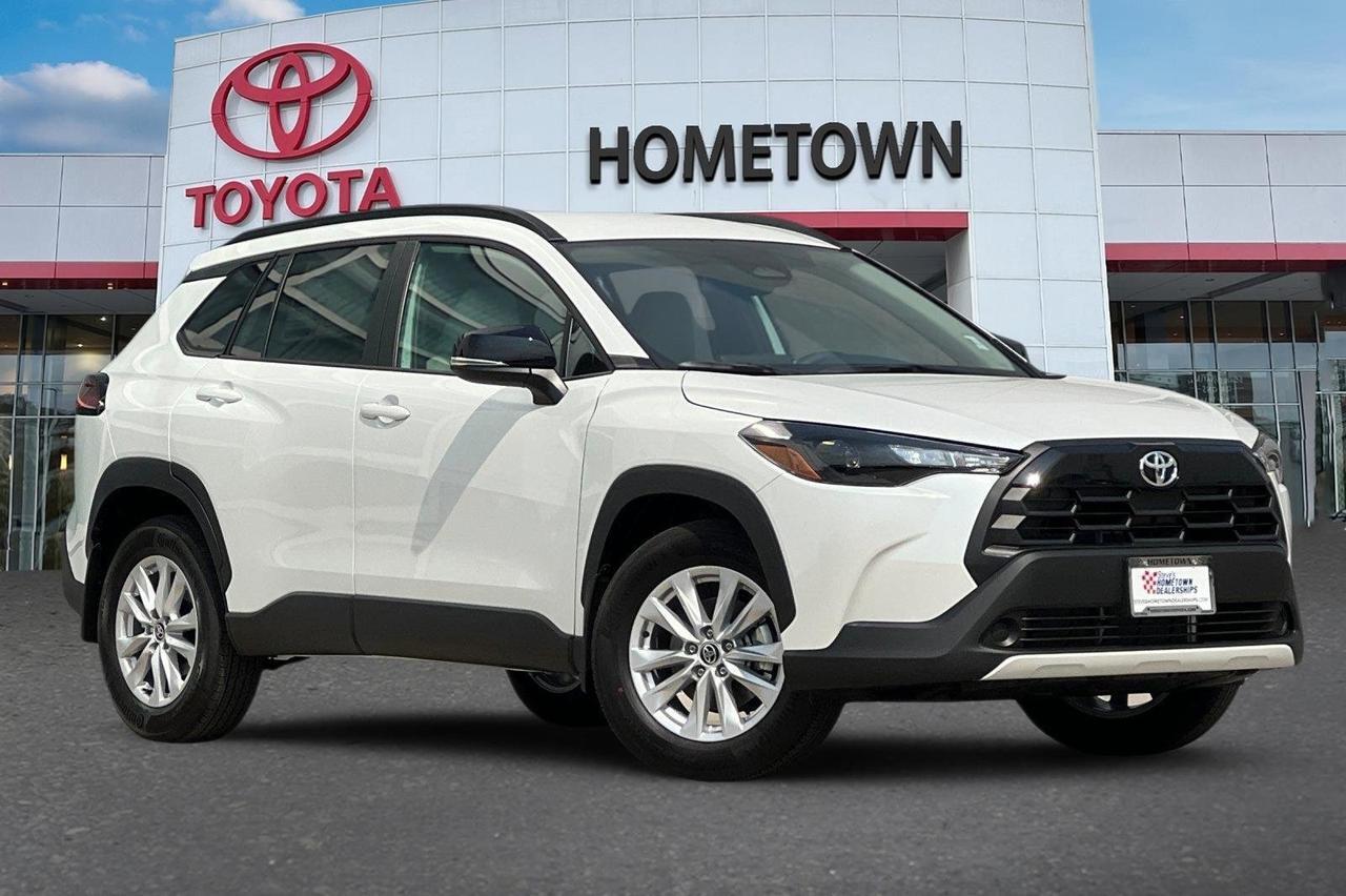 2026 Toyota Corolla Cross LE Ontario OR