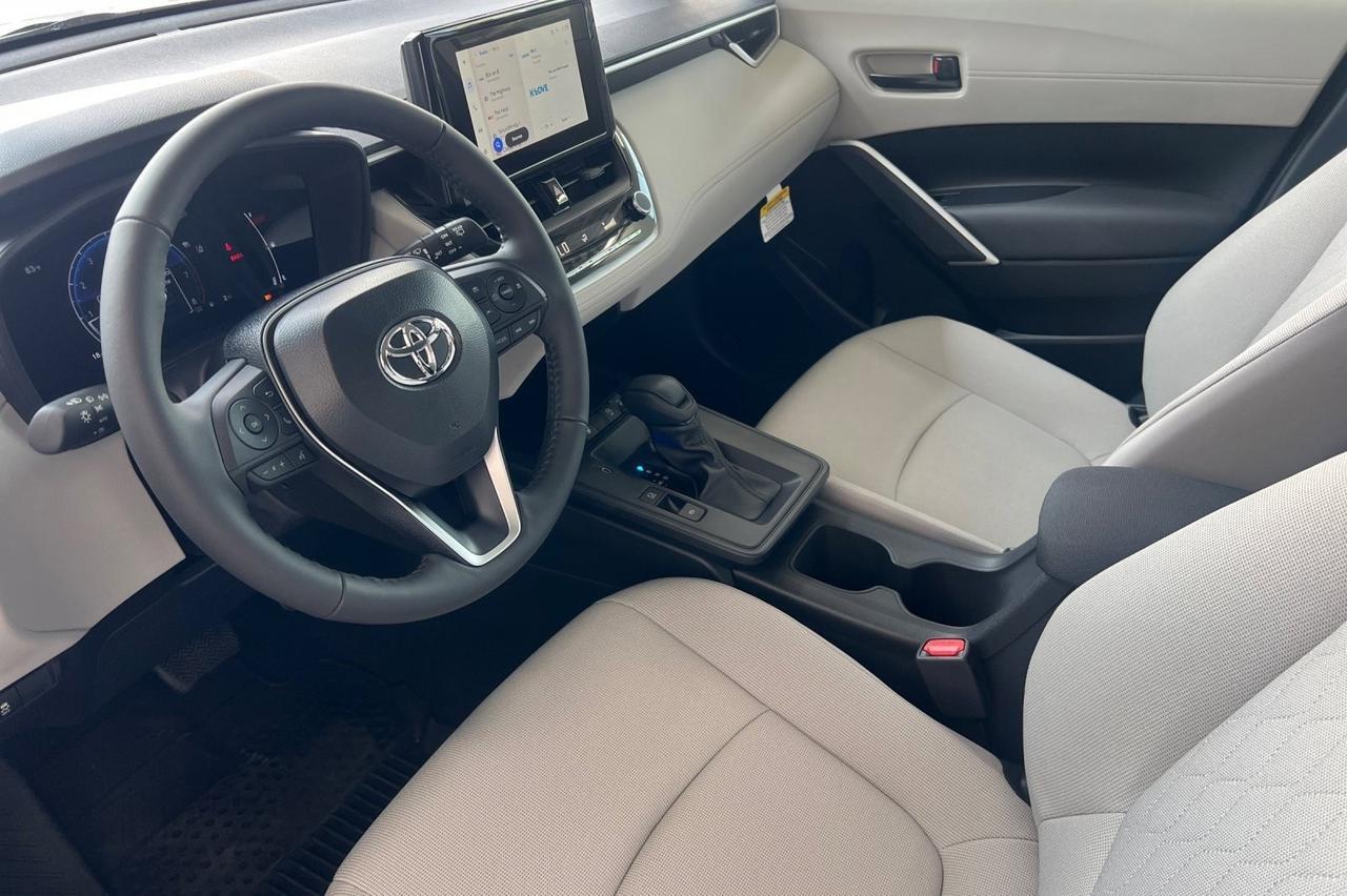 2026 Toyota Corolla Cross LE Ontario OR