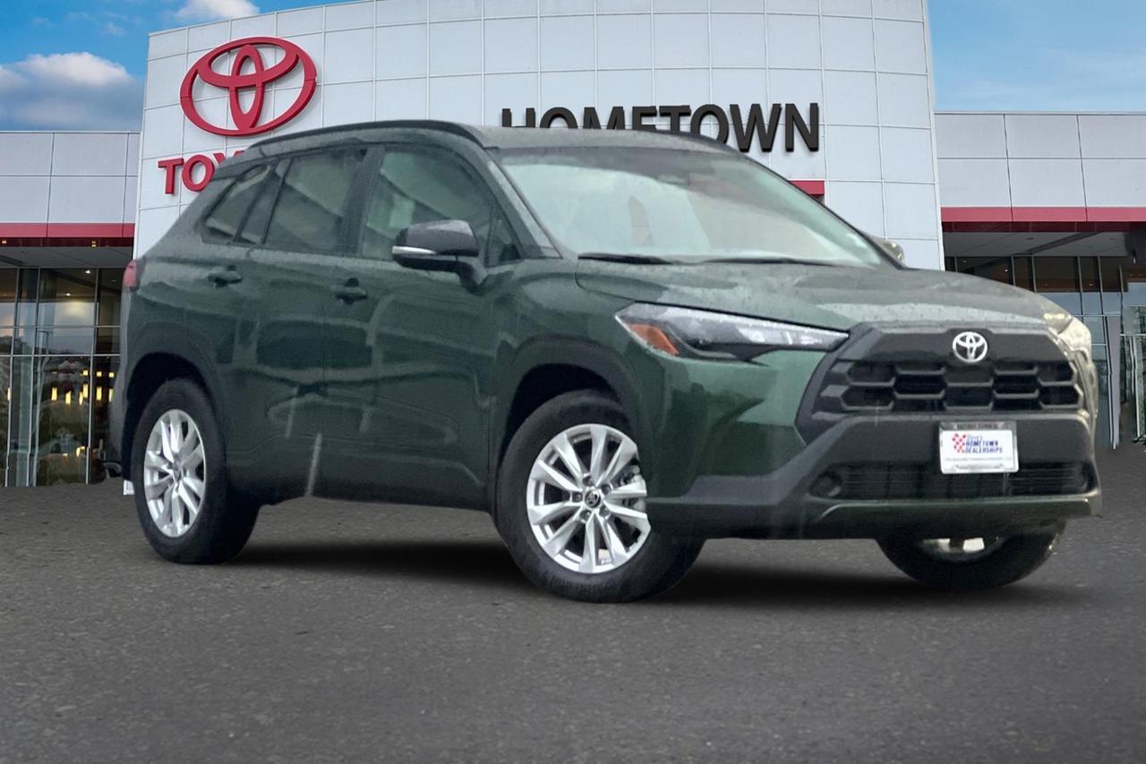 2026 Toyota Corolla Cross LE Ontario OR