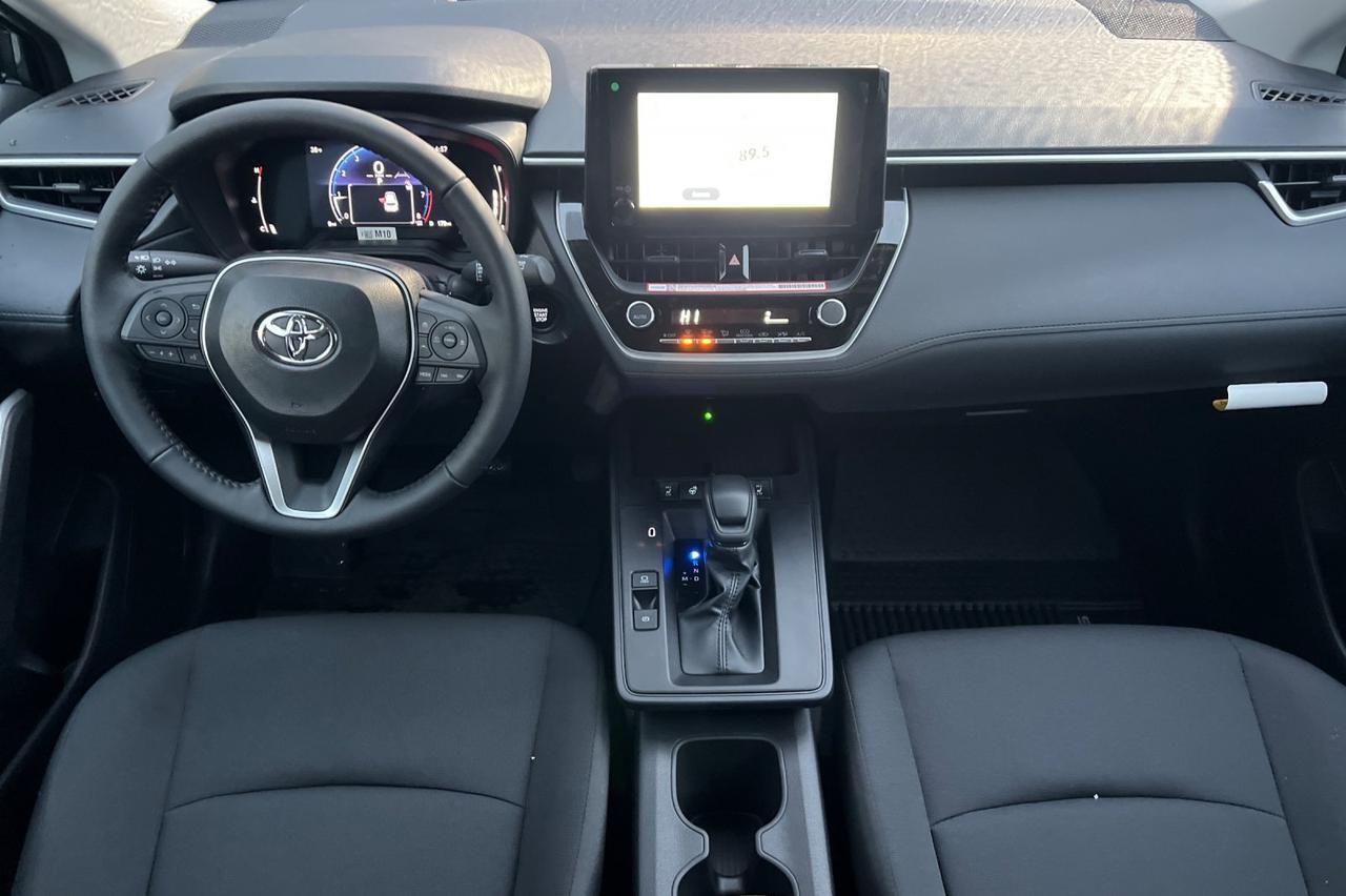 2026 Toyota Corolla Cross LE Ontario OR