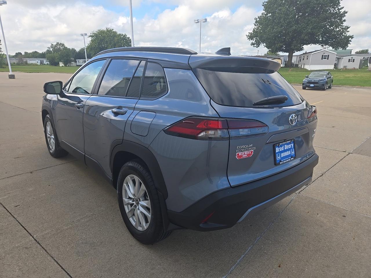 2026 Toyota Corolla Cross LE West Burlington IA