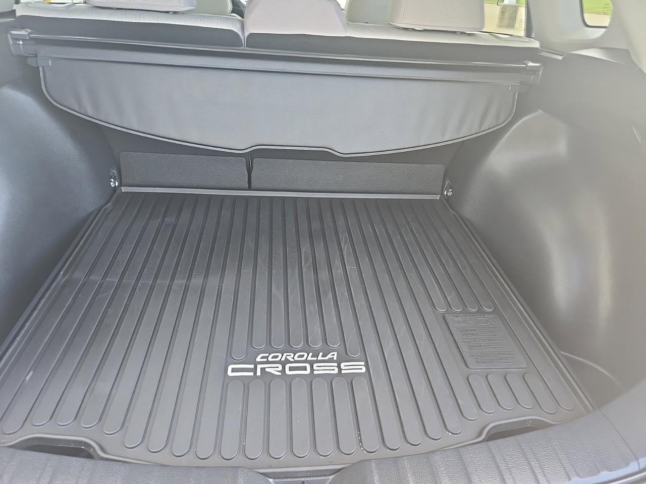 2026 Toyota Corolla Cross LE West Burlington IA
