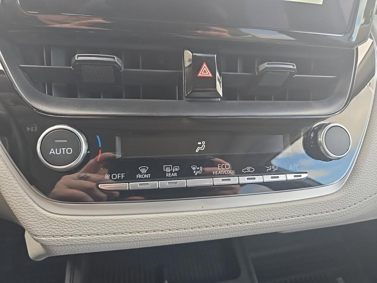 2026 Toyota Corolla Cross LE West Burlington IA