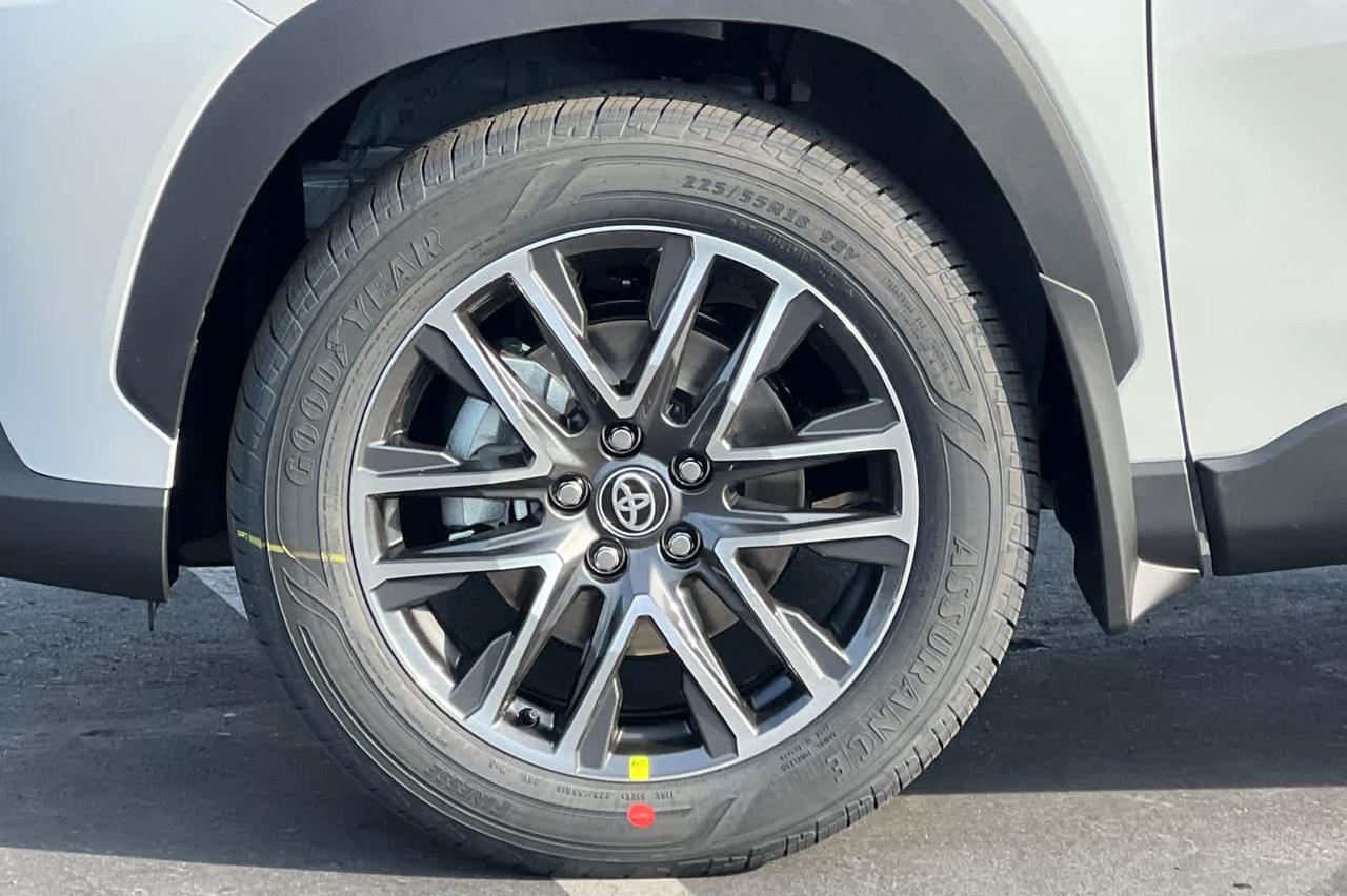 2026 Toyota Corolla Cross XLE Roseville CA