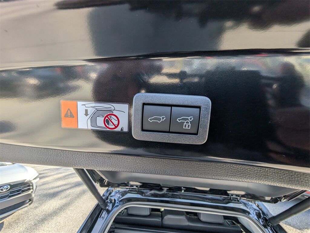 2026 Toyota Corolla Cross XLE Cockeysville MD