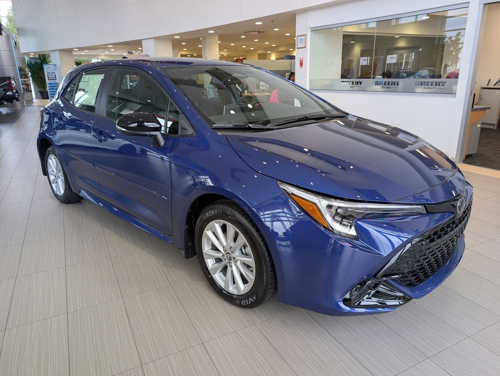 2026 Toyota Corolla Hatchback SE