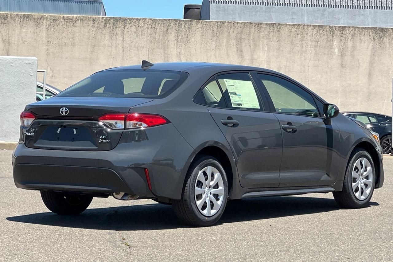 2026 Toyota Corolla Hybrid LE
