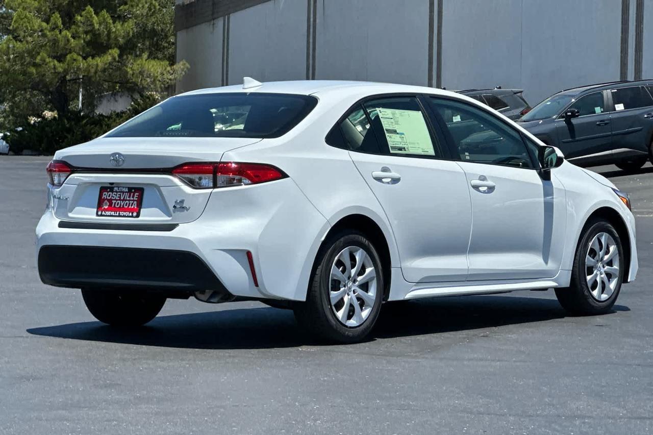 2026 Toyota Corolla Hybrid LE