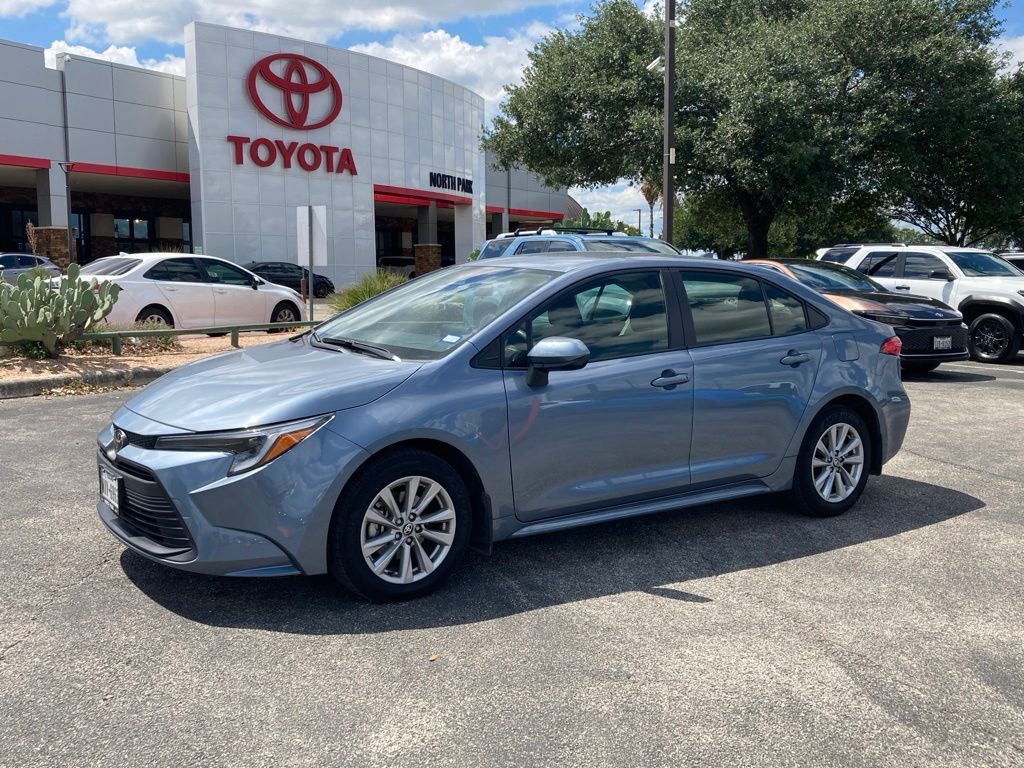 2026 Toyota Corolla Hybrid LE