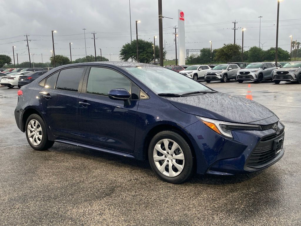 2026 Toyota Corolla Hybrid LE