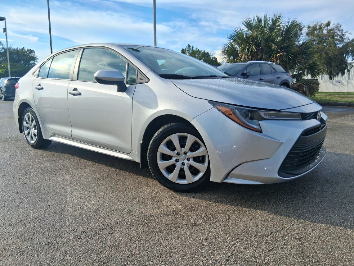 2026 Toyota Corolla LE Sedan 4D