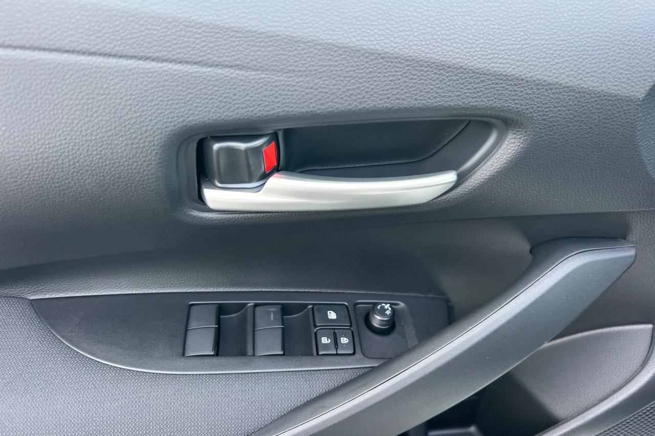 2026 Toyota Corolla SE Ontario OR