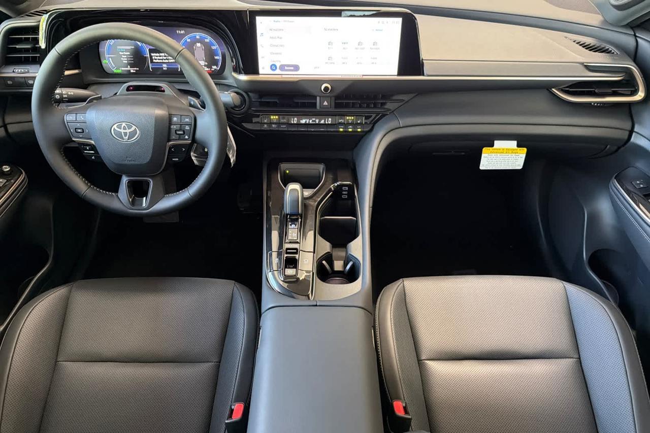 2026 Toyota Crown Platinum