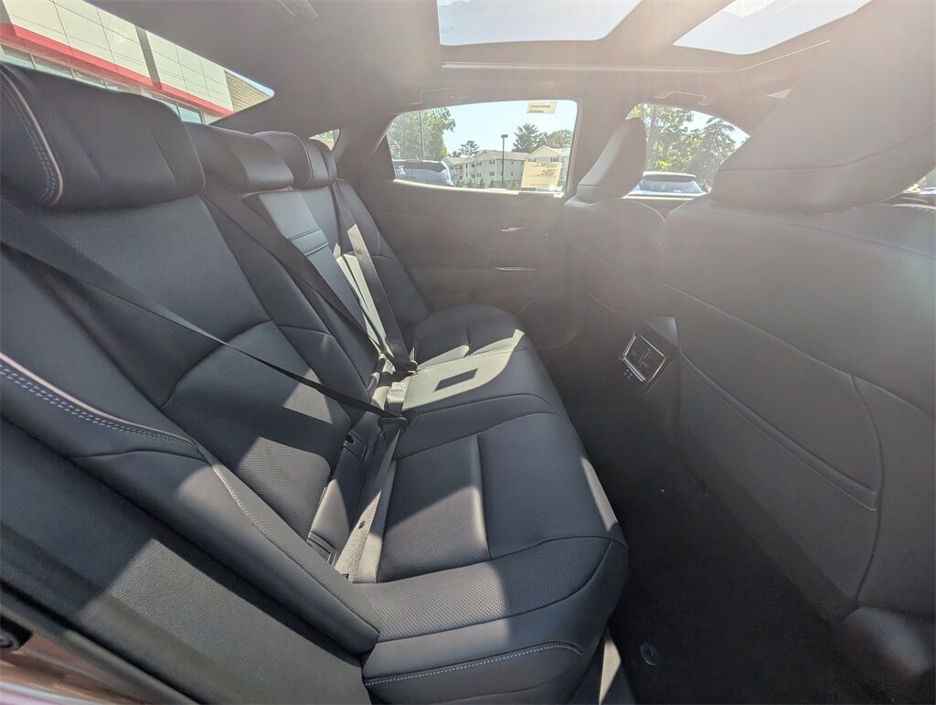 2026 Toyota Crown Platinum