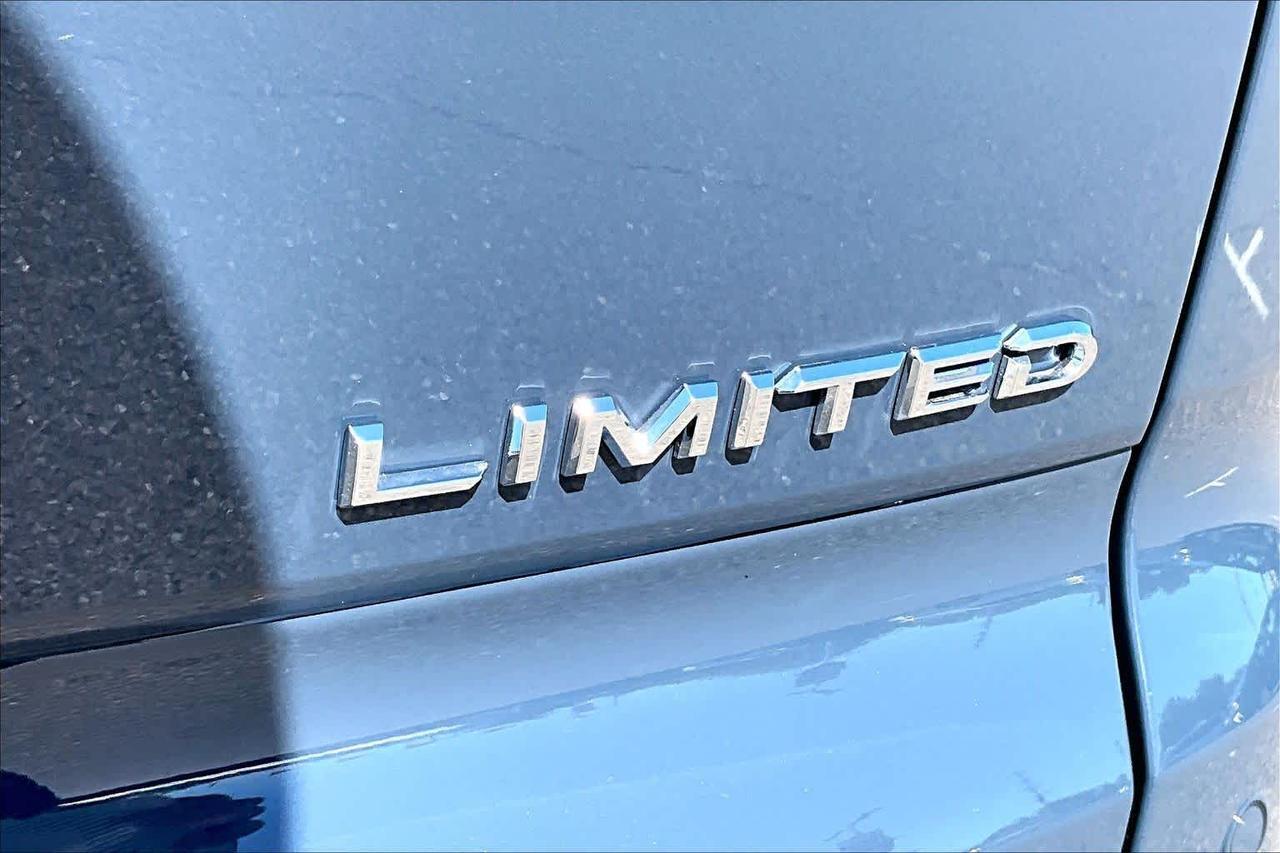 2026 Toyota Crown Signia Limited Folsom CA