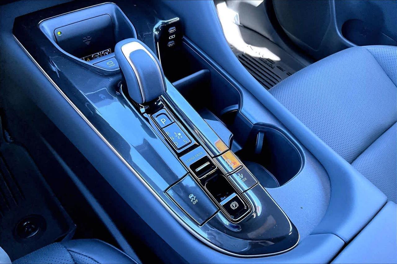 2026 Toyota Crown Signia Limited Folsom CA
