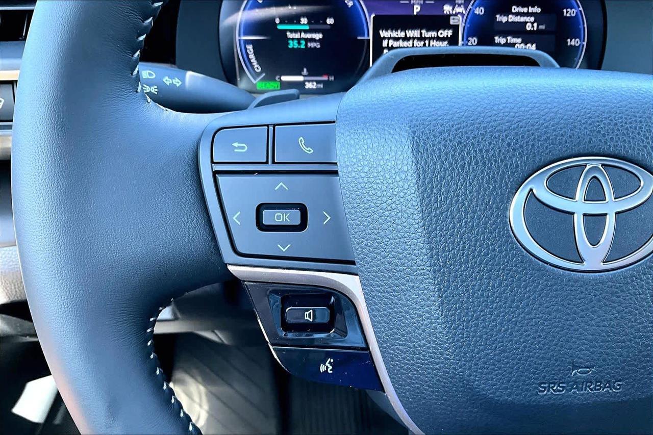 2026 Toyota Crown Signia Limited Folsom CA