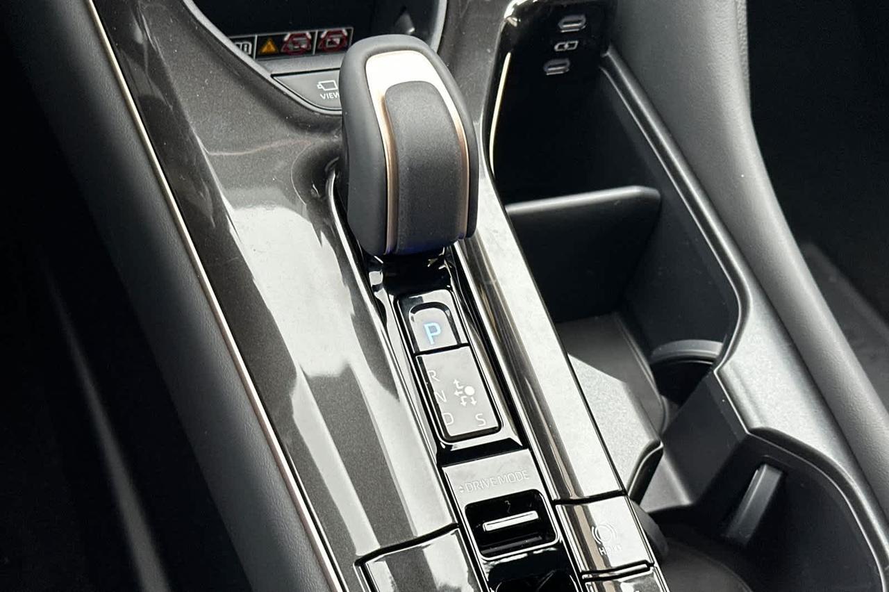 2026 Toyota Crown Signia Limited Roseville CA