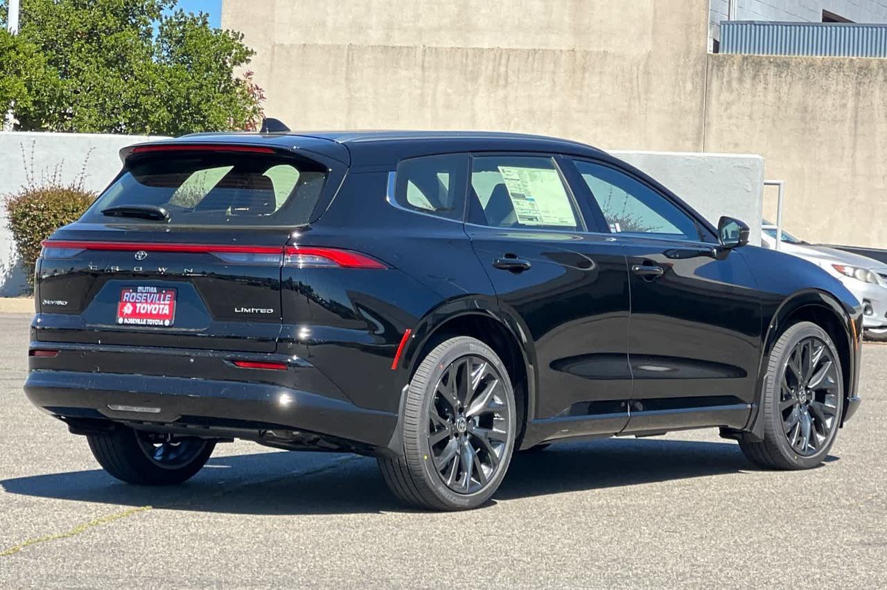 2026 Toyota Crown Signia Limited