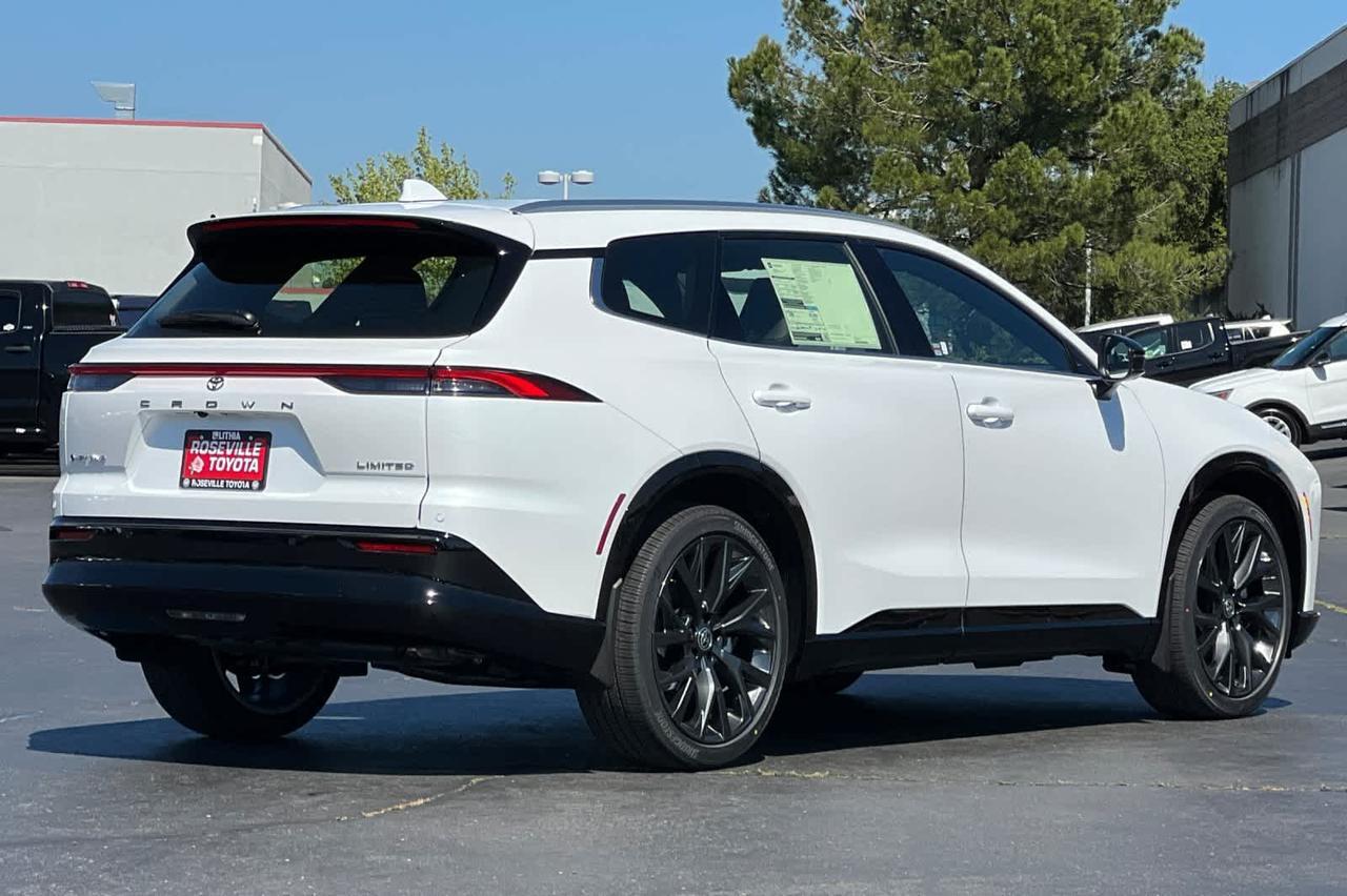 2026 Toyota Crown Signia Limited