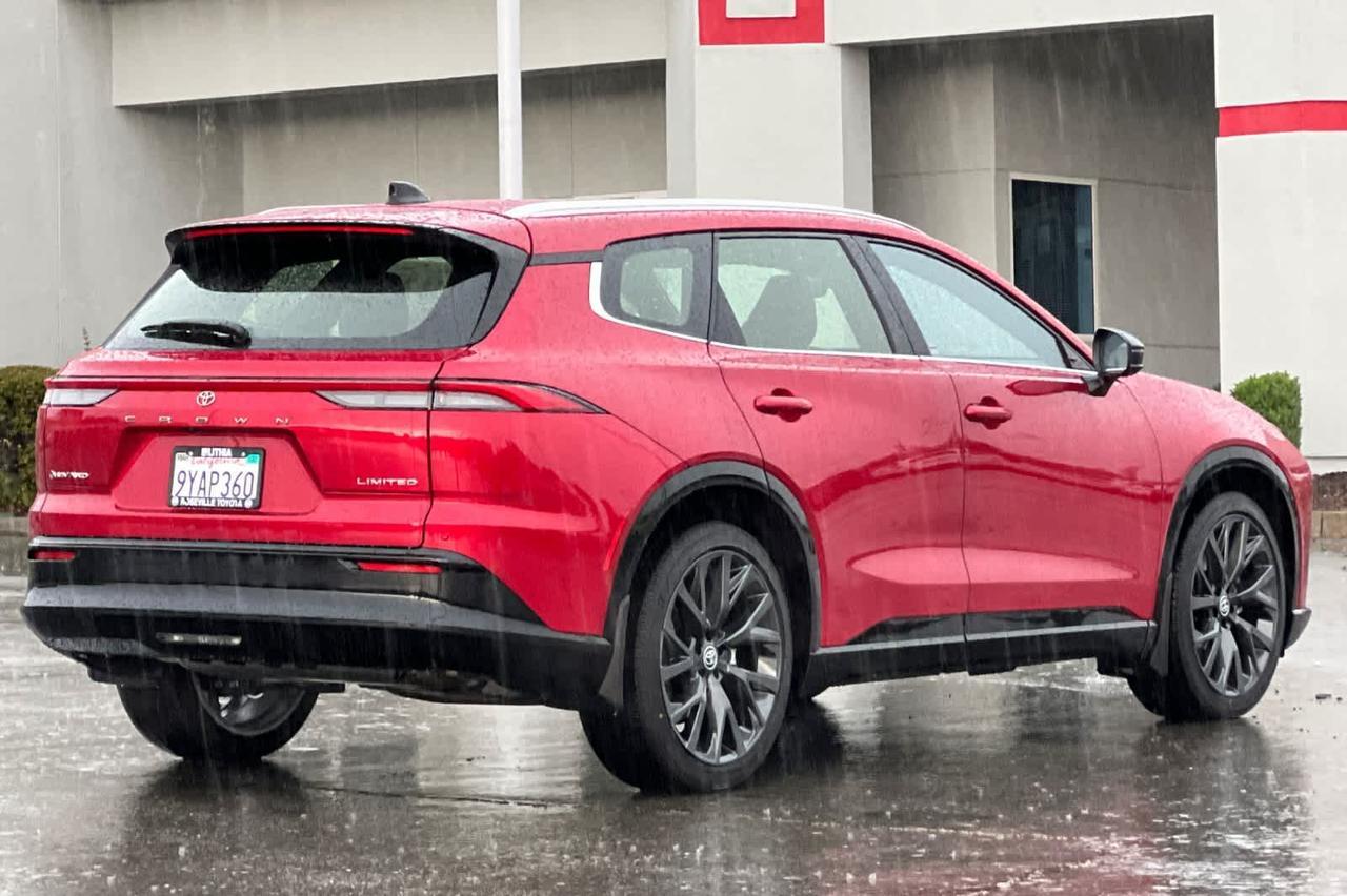 2026 Toyota Crown Signia Limited