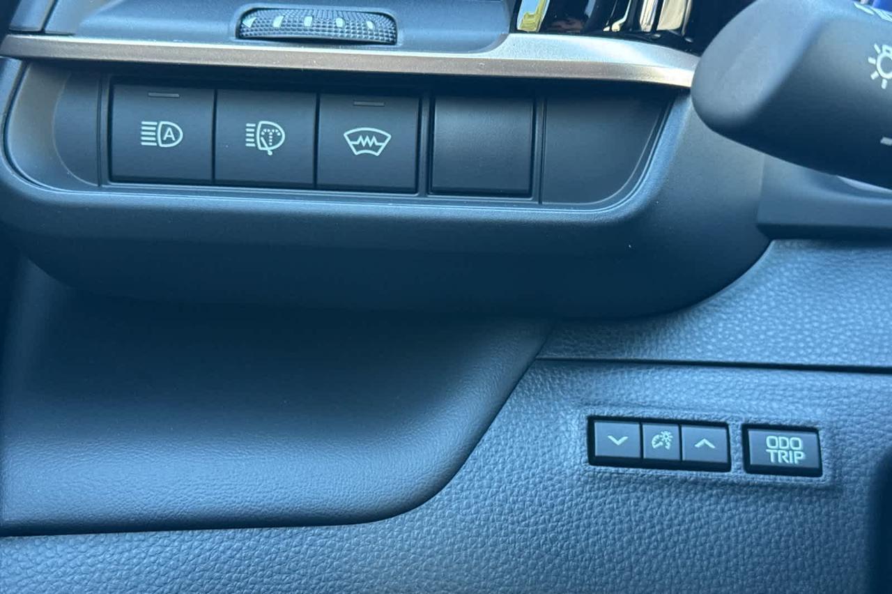 2026 Toyota Crown Signia Limited Roseville CA