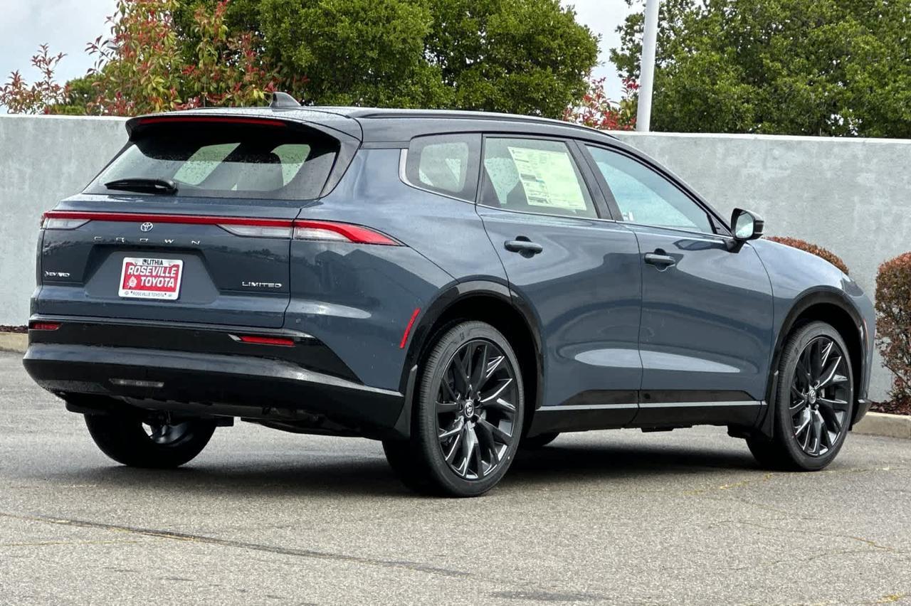 2026 Toyota Crown Signia Limited