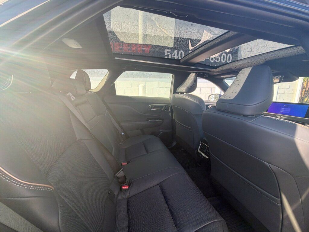 2026 Toyota Toyota Crown Signia Limited Fredericksburg VA