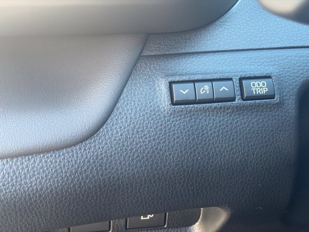 2026 Toyota Toyota Crown Signia Limited Fredericksburg VA