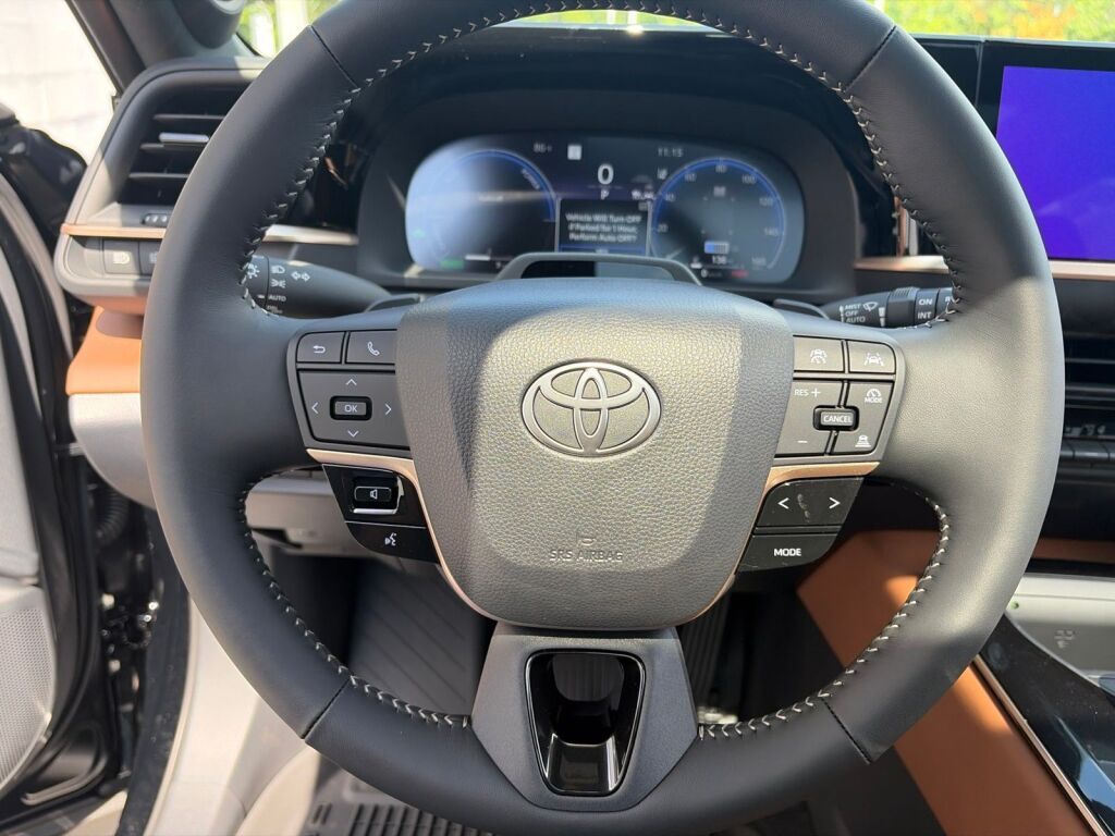 2026 Toyota Crown Signia Limited Fredericksburg VA