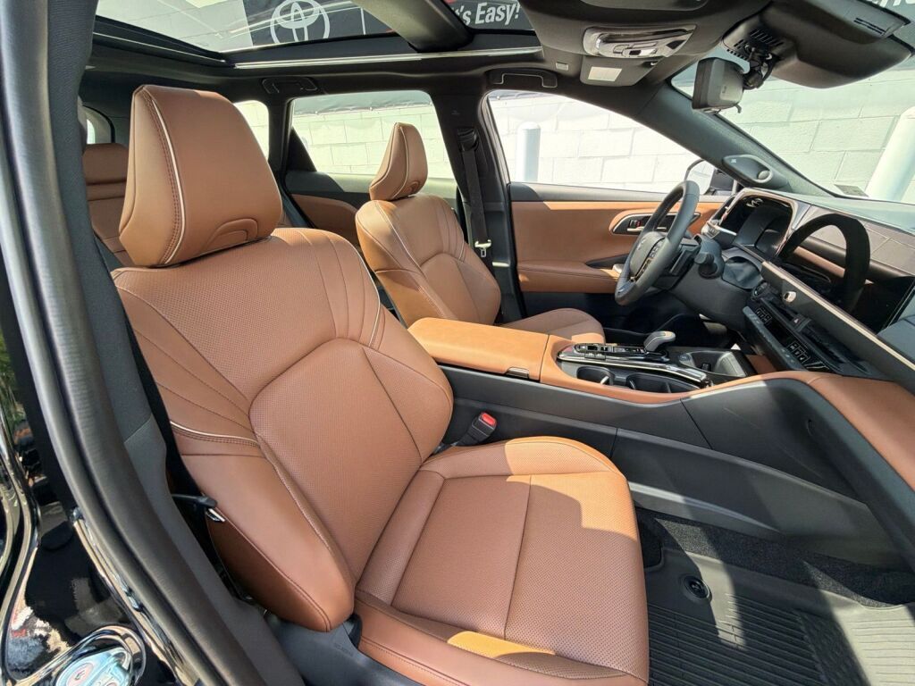 2026 Toyota Crown Signia Limited Fredericksburg VA