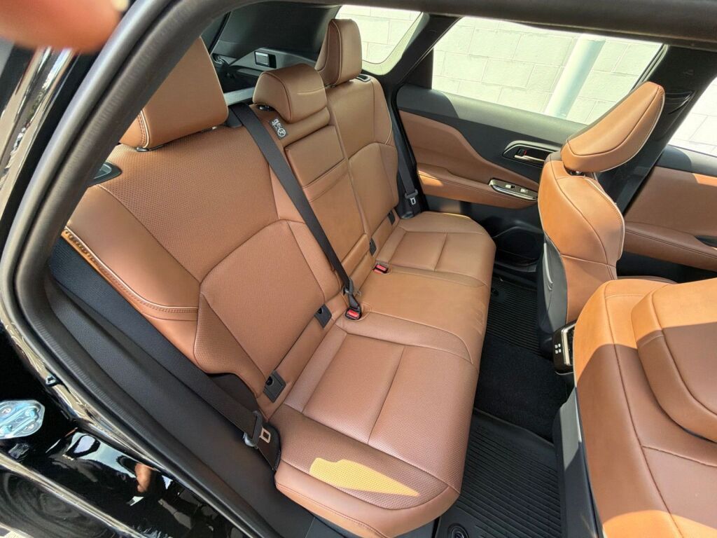 2026 Toyota Crown Signia Limited Fredericksburg VA