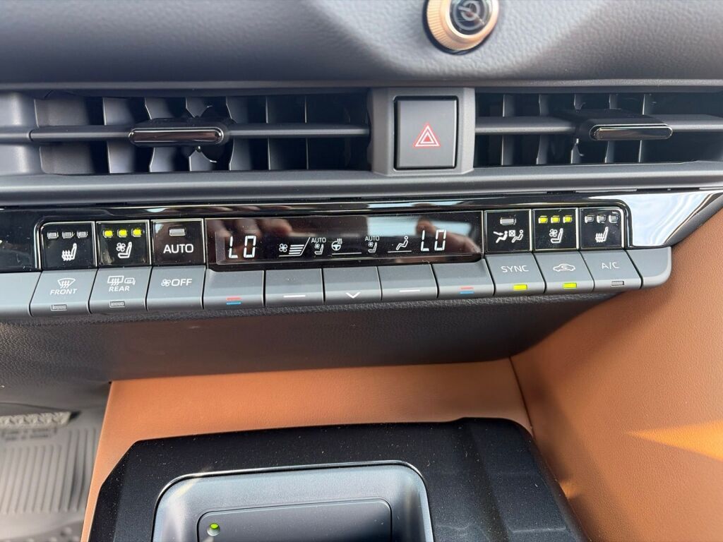 2026 Toyota Crown Signia Limited Fredericksburg VA