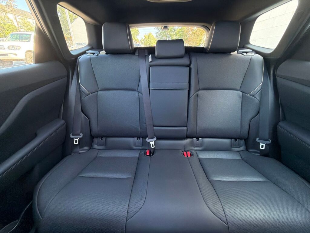 2026 Toyota Crown Signia Limited Fredericksburg VA