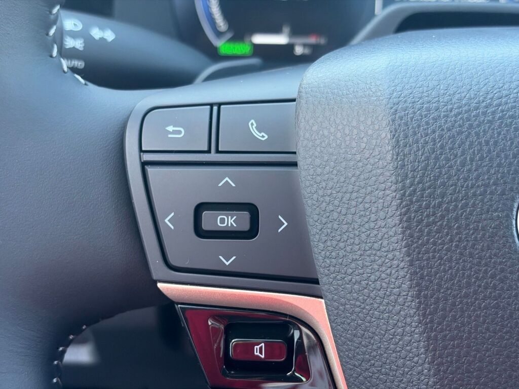 2026 Toyota Crown Signia Limited Fredericksburg VA
