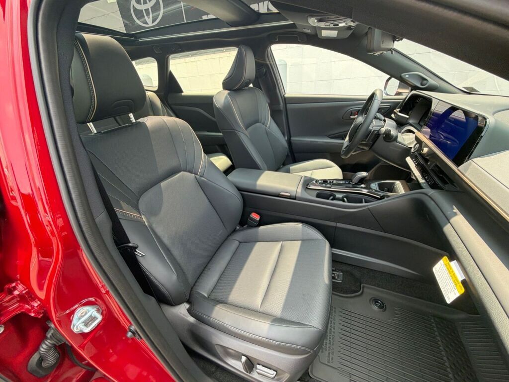 2026 Toyota Crown Signia Limited Fredericksburg VA