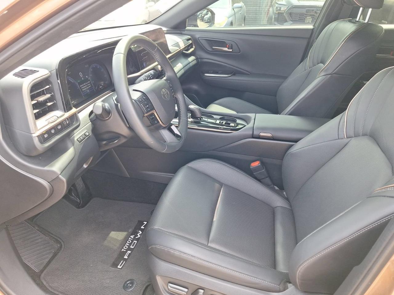 2026 Toyota Crown Signia XLE Hurst TX