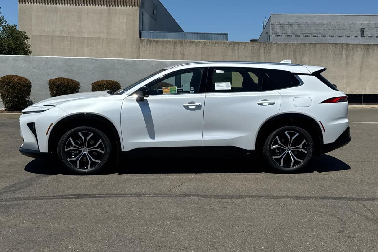 2026 Toyota Crown Signia XLE Roseville CA