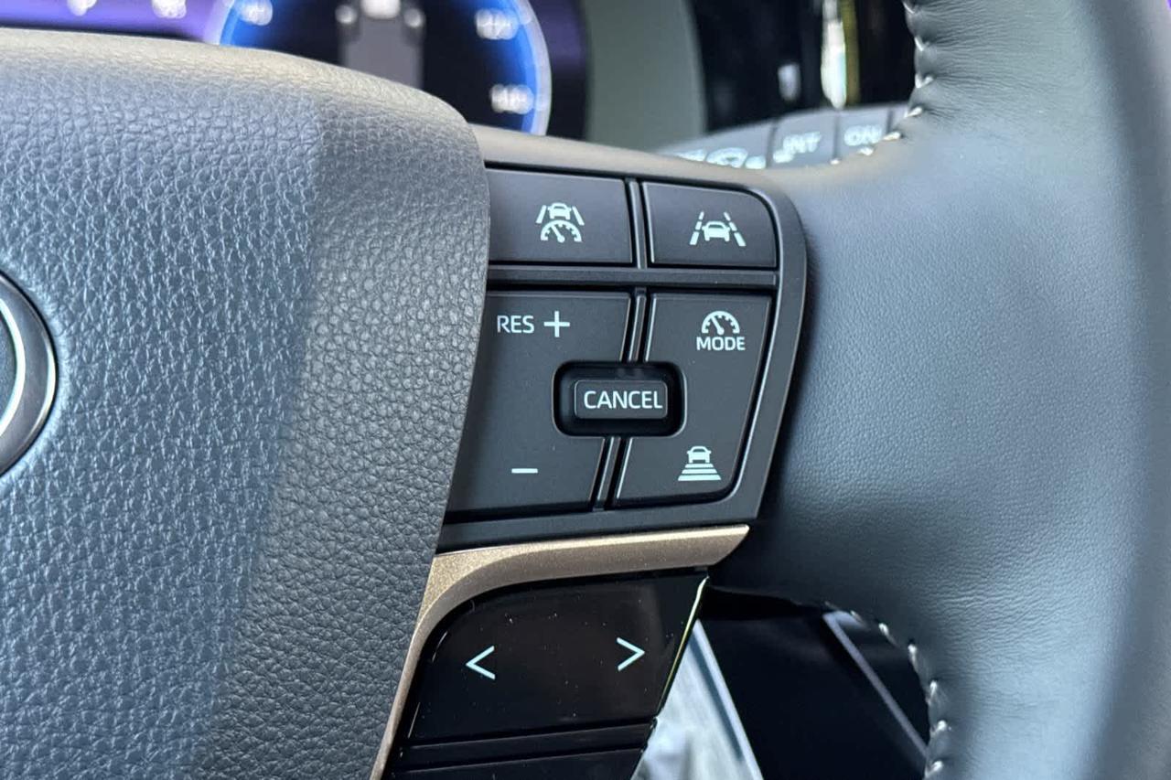 2026 Toyota Crown Signia XLE Roseville CA