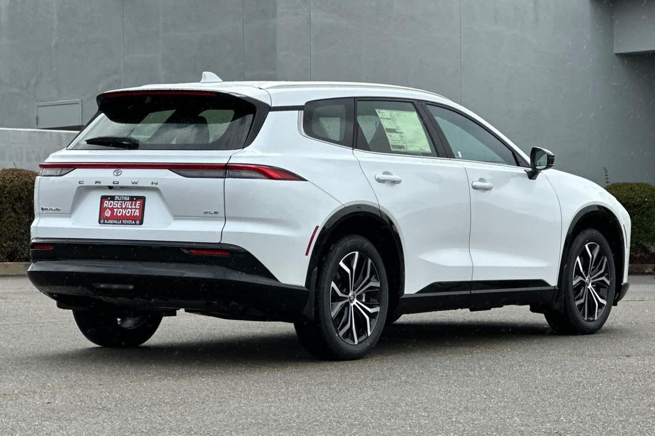 2026 Toyota Crown Signia XLE