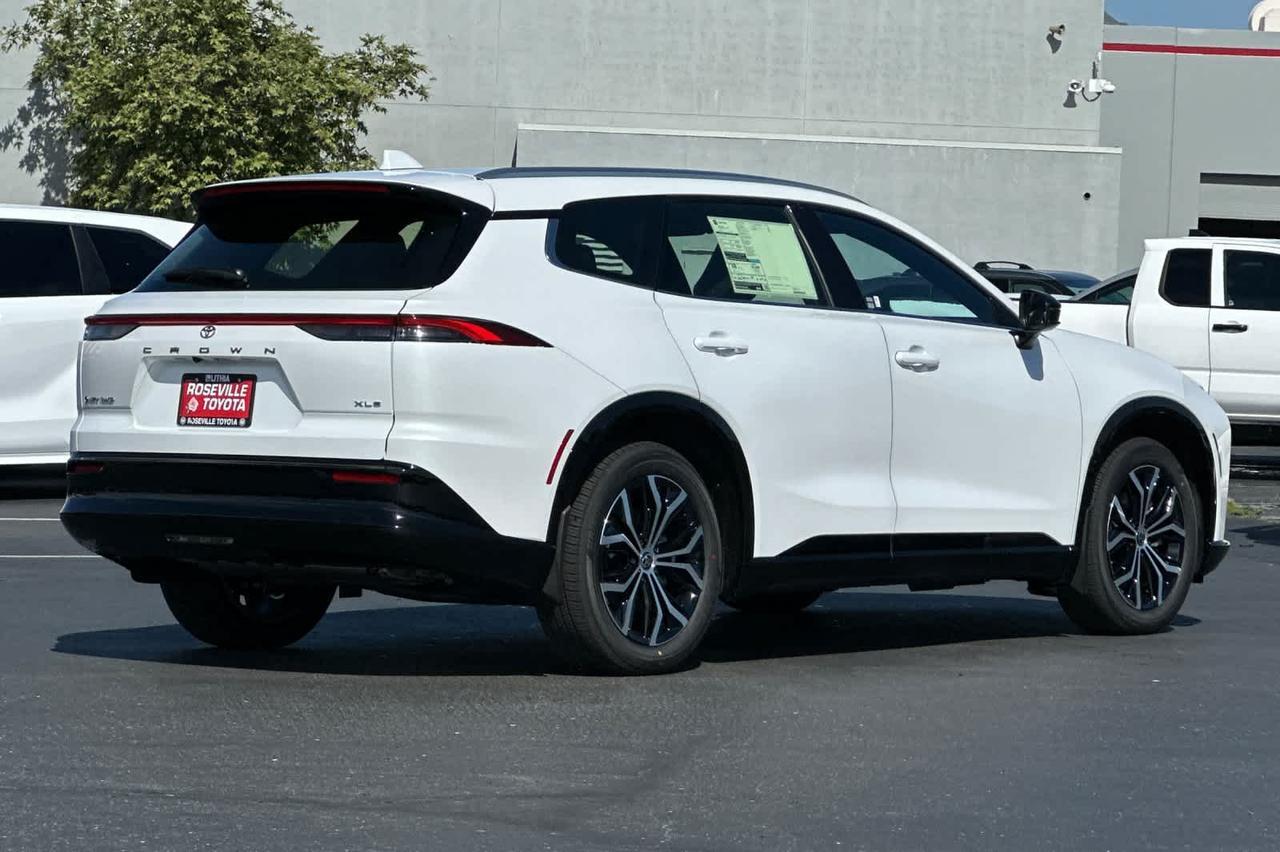 2026 Toyota Crown Signia XLE