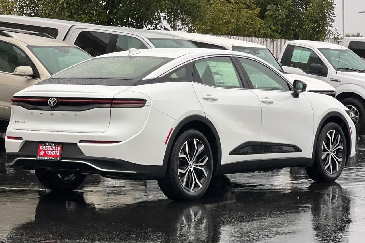 2026 Toyota Crown XLE