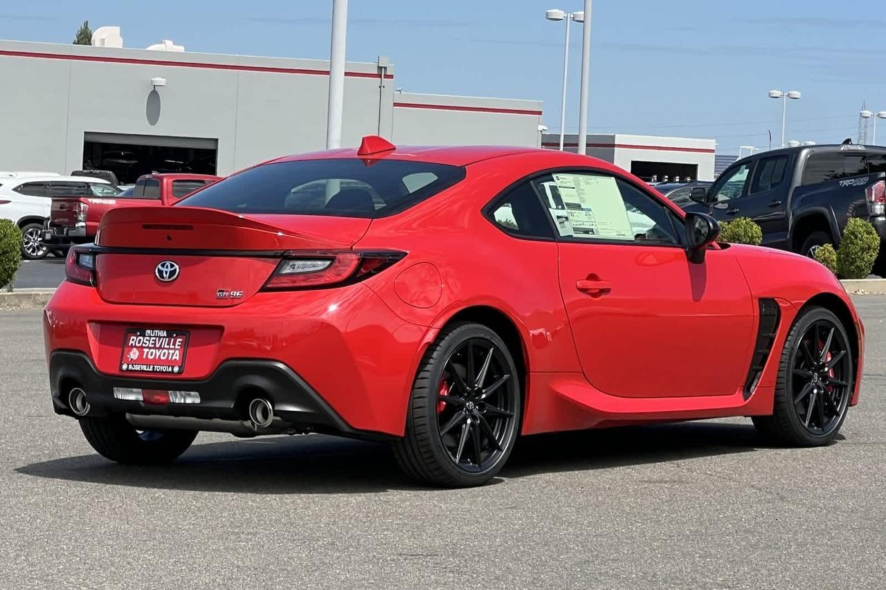 2026 Toyota GR86 Premium