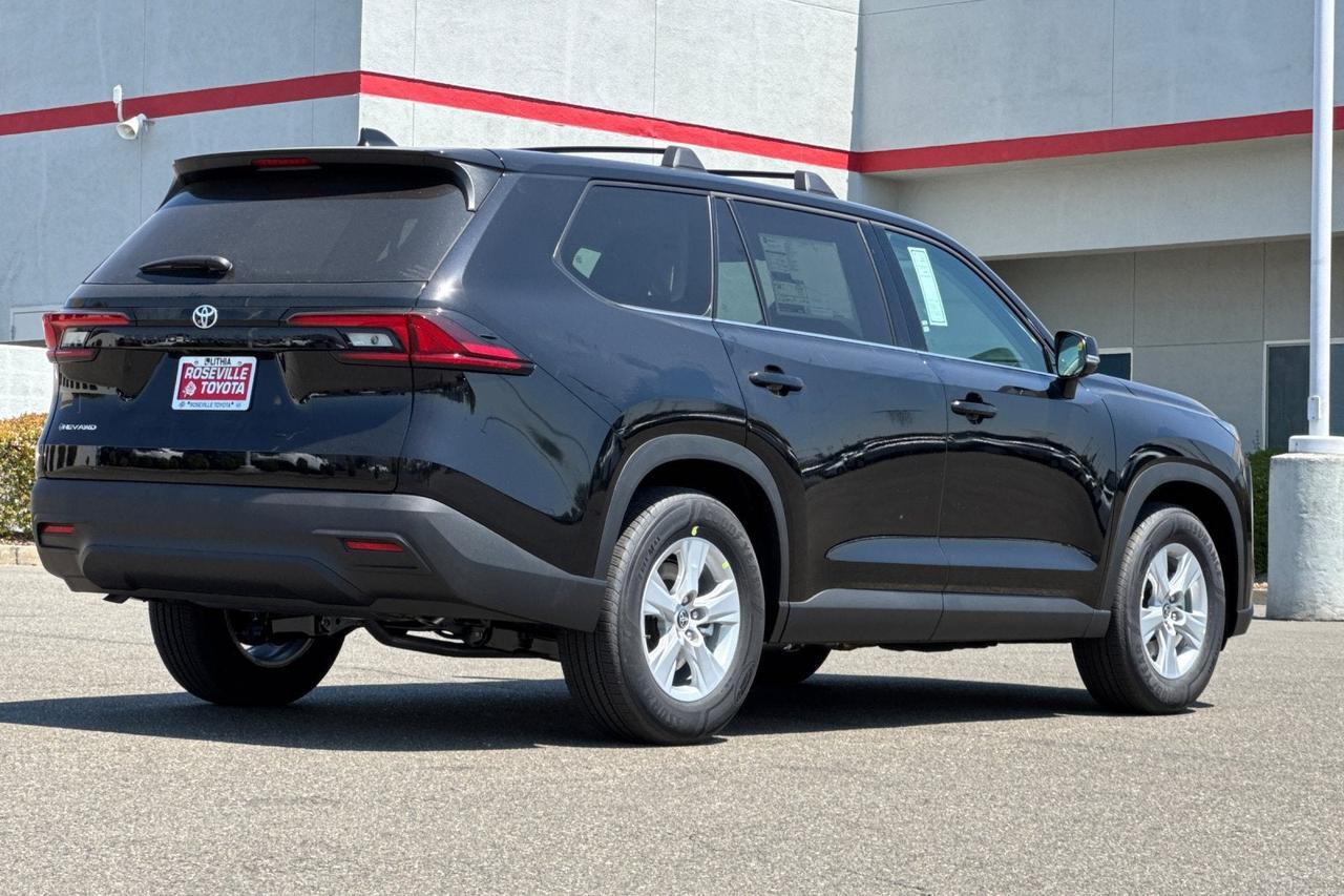 2026 Toyota Grand Highlander Hybrid LE